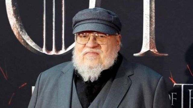 El nuevo trabajo del autor de 'Juego de Tronos' George R.R. Martin podría retrasar aún más 'Vientos de invierno' noticias imagen