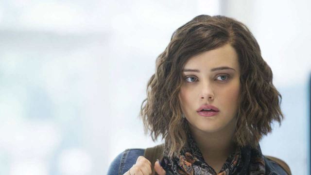 La protagonista de 'Por trece razones', Katherine Langford, muy, muy diferente en su nueva serie para Netflix