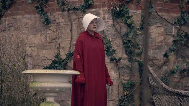 El creador de 'El cuento de la criada' reflexiona sobre qué esperar del Comandante Lawrence noticias imagen