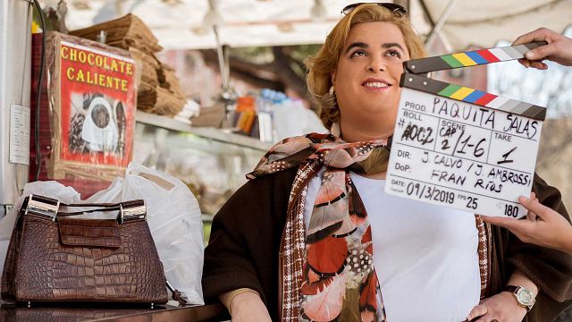Netflix España celebra el estreno de 'El cuento de la criada' con este video de 'Paquita Salas' noticias imagen