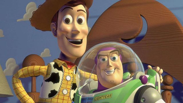 Querrás estos muñecos de 'Toy Story 4' cuando veas que si dices "viene alguien" se tiran al suelo  noticias imagen