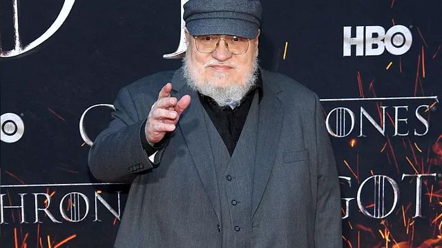 George R.R. Martin asegura que la cultura fan de Internet se ha convertido en una locura noticias imagen
