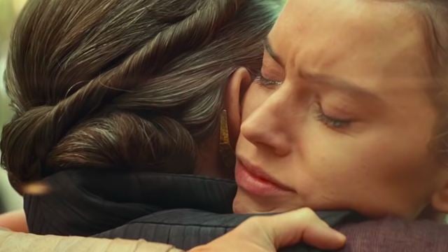 Esto es lo que le dice Carrie Fisher a Daisy Ridley en esta escena de 'Star Wars: El Ascenso de Skywalker'