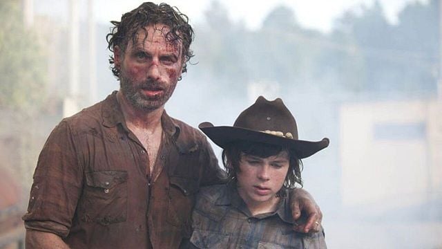 'The Walking Dead': Rick y Carl seguirán siendo parte de la historia en la temporada 10 noticias imagen