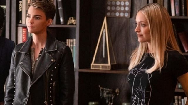 Nuevas imágenes de 'Batwoman' muestran la expansión de la familia Pennyworth con introducción de la hija de Alfred noticias imagen