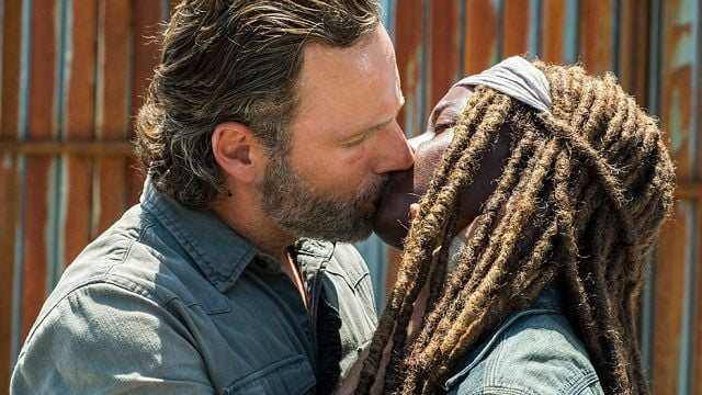¿Reencuentro entre Rick y Michonne? El jefe de 'The Walking Dead' deja una pista sobre la presencia de Danai Gurira en las películas noticias imagen
