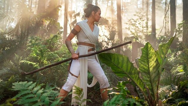 Disney anuncia una nueva película de 'Star Wars' con el guionista de 'Luke Cage' y el director de 'Juegos de manos'