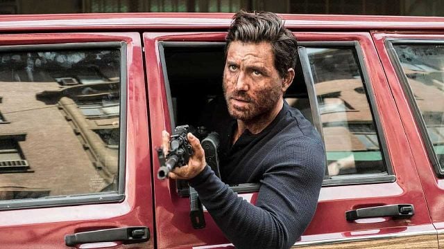 'Los últimos días del crimen' es lo más visto de Netflix y tiene un suspenso en 'Rotten Tomatoes' noticias imagen