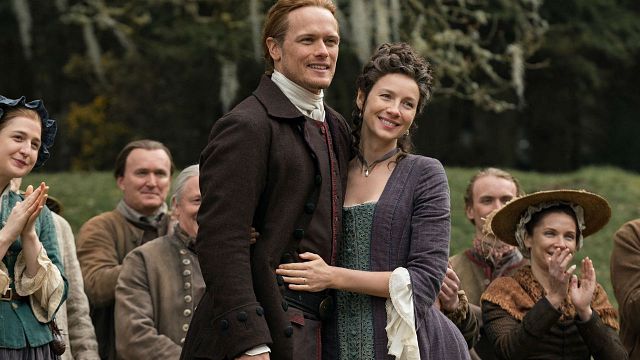 'Outlander': La razón por la que Diana Gabaldon separó a Jamie y Claire noticias imagen