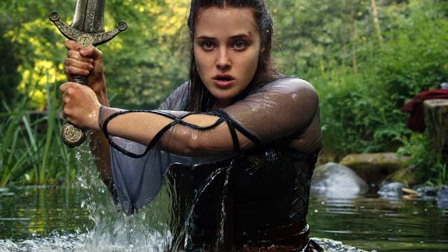 'Maldita' (Netflix): Katherine Langford explica las dificultades a la hora de rodar las escenas de acción noticias imagen