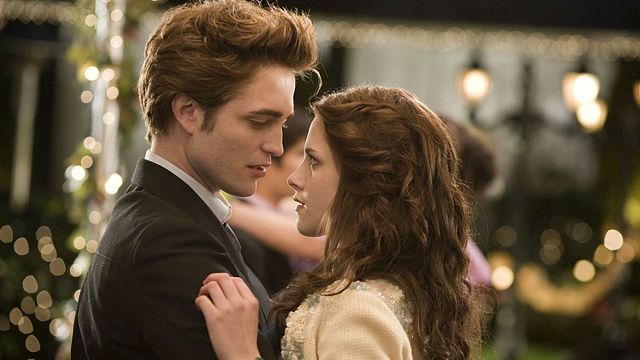 'Crepúsculo': Stephenie Meyer afirma que es "muy frustrante" no poder hacer este cambio en la relación entre Bella y Edward noticias imagen