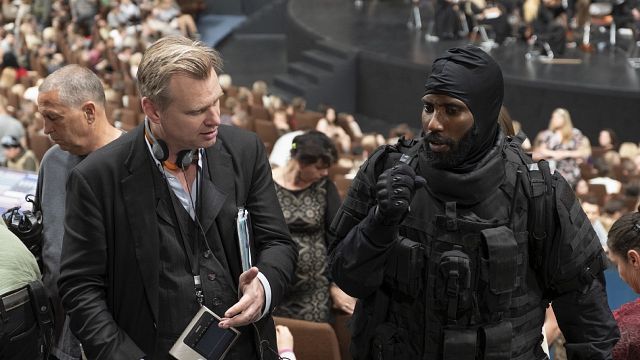 Un vídeo del rodaje de 'Tenet' subraya que es una experiencia para ver en cines noticias imagen