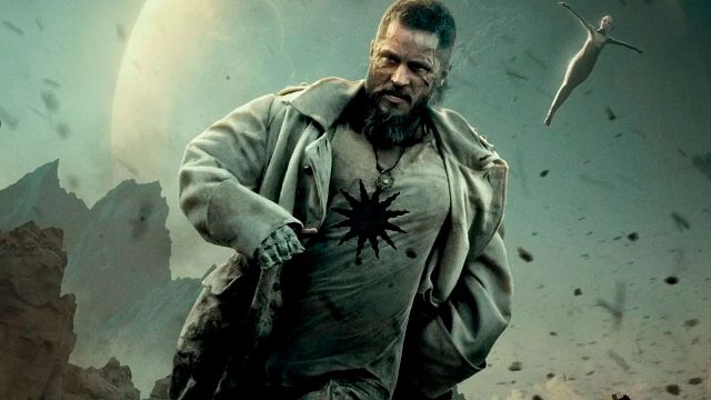 'Raised by Wolves': Esta es la razón por la que Travis Fimmel ha vuelto a una serie tras ‘Vikingos’ noticias imagen