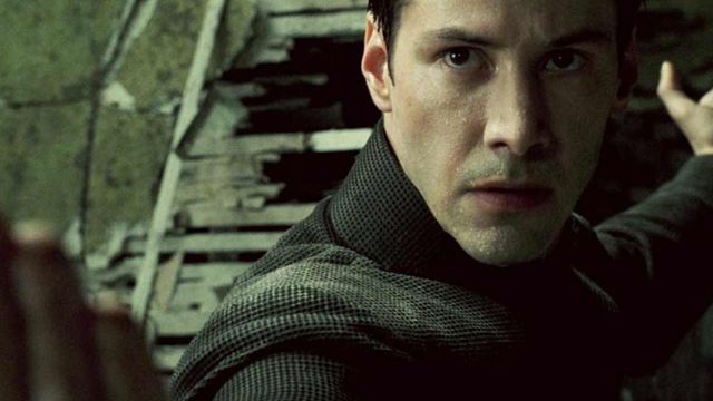 Keanu Reeves describe 'Matrix 4' como "una historia de amor"