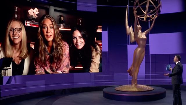 Jennifer Aniston protagoniza una nueva reunión de 'Friends' durante los Emmys 2020