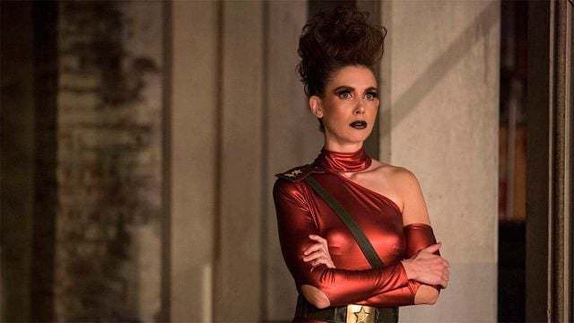 Cancelación inesperada de 'GLOW': Netflix cambia de idea y no habrá temporada 4 noticias imagen