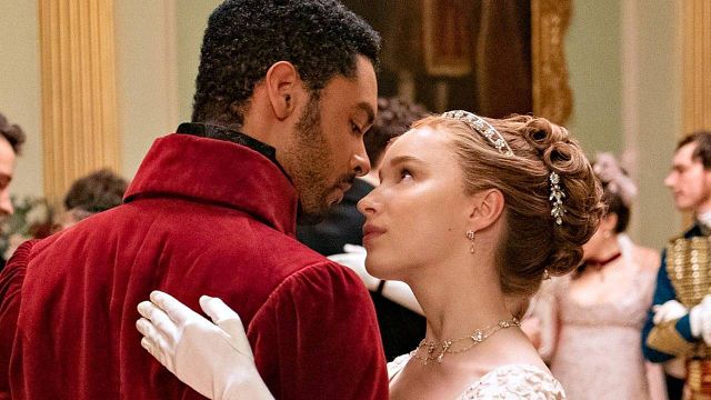 'Los Bridgerton': Regé-Jean Page habla sobre los rumores de su relación con Phoebe Dynevor  noticias imagen
