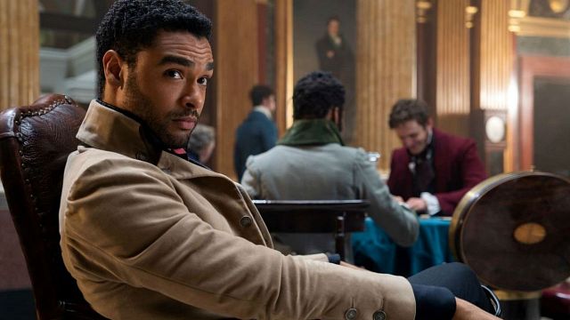 'James Bond': Regé-Jean Page, "contento" de que los fans de 'Los Bridgerton' le quieran como el nuevo 007 noticias imagen