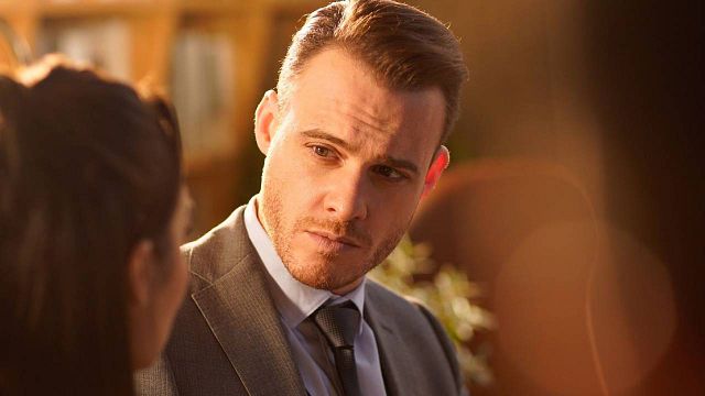 ¿Cómo ve Kerem Bürsin ('Love is in the air') el trato a las mujeres en la actualidad? noticias imagen