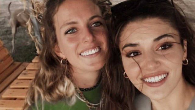 Enemigas en 'Love is in the air', amigas en la vida real: El bonito gesto de Hande Erçel con Bige Önal (Selin) noticias imagen