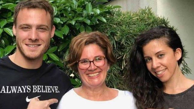 La familia de Kerem Bürsin acoge a Hande Erçel como una más noticias imagen
