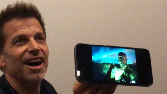 'La Liga de la Justicia de Zack Snyder' casi se cancela tras una pelea por el cameo de Linterna Verde noticias imagen