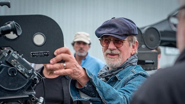 Steven Spielberg producirá películas para Netflix  noticias imagen
