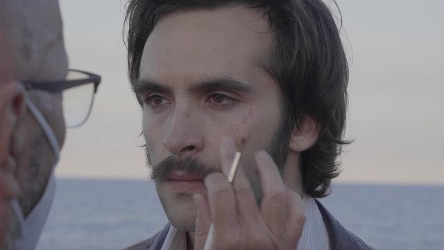 'El sustituto': Descubre cómo se convirtió Ricardo Gómez en un detective de los 80 con este vídeo en EXCLUSIVA noticias imagen