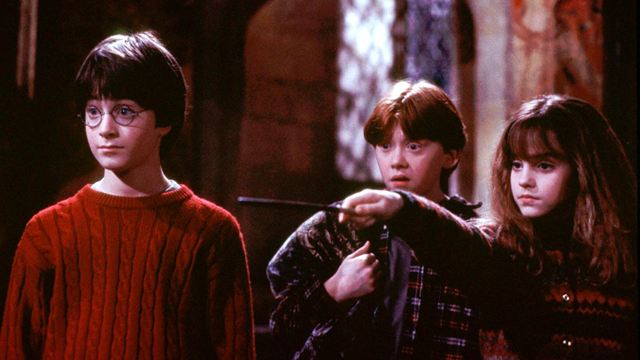 Chris Columbus quiere estrenar su versión de tres horas de 'Harry Potter y la Piedra Filosofal' e incluir a Peeves 