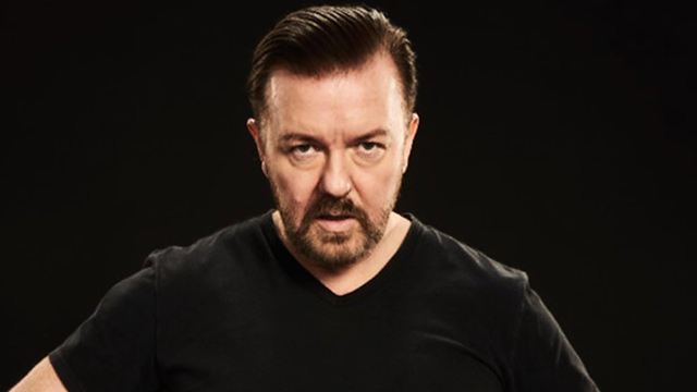 Ricky Gervais defiende la broma de Chris Rock en los Oscar y la lía en redes: "Yo me estoy quedando calvo. Tengo una discapacidad"