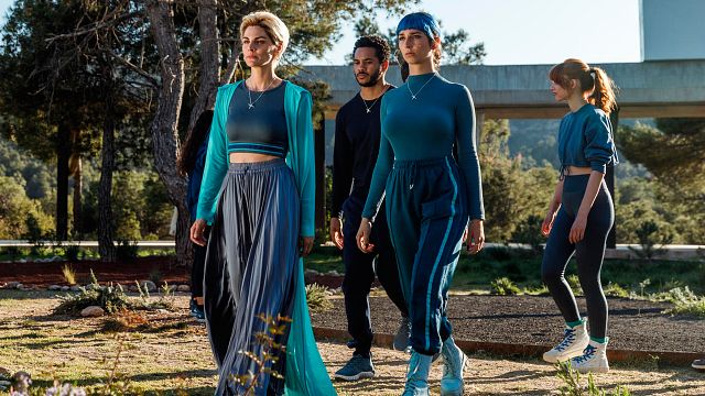 'Bienvenidos a Edén' se prepara para enganchar en Netflix: jóvenes influencers, una isla desierta y un tráiler que te deja sin aliento noticias imagen