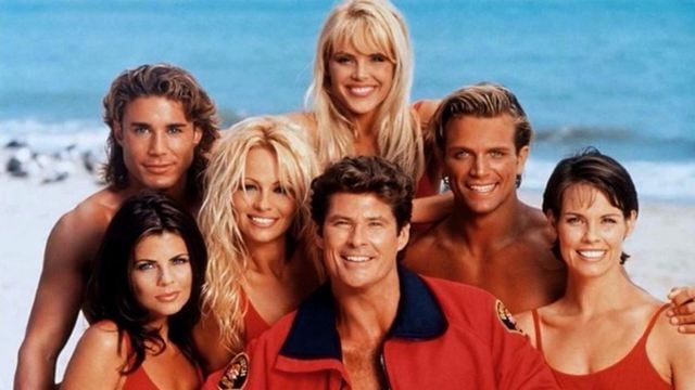 'Los vigilantes de la playa': Así han cambiado los protagonistas de la mítica serie de los 90