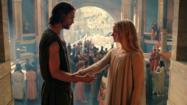 Morfydd Clark se sincera sobre la tensión sexual entre Galadriel y Halbrand en 'Los Anillos de Poder': "Sentí que nos habíamos ganado ese momento entre ellos" noticias imagen
