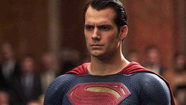 El regreso de Henry Cavill como Superman va en serio: 'El Hombre de Acero 2', más cerca de ser una realidad una década después noticias imagen