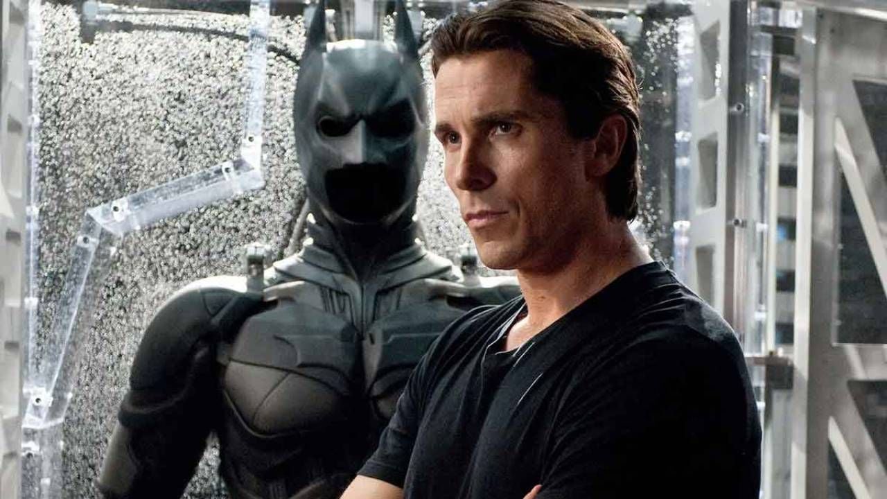Christian Bale como Bruce Wayne