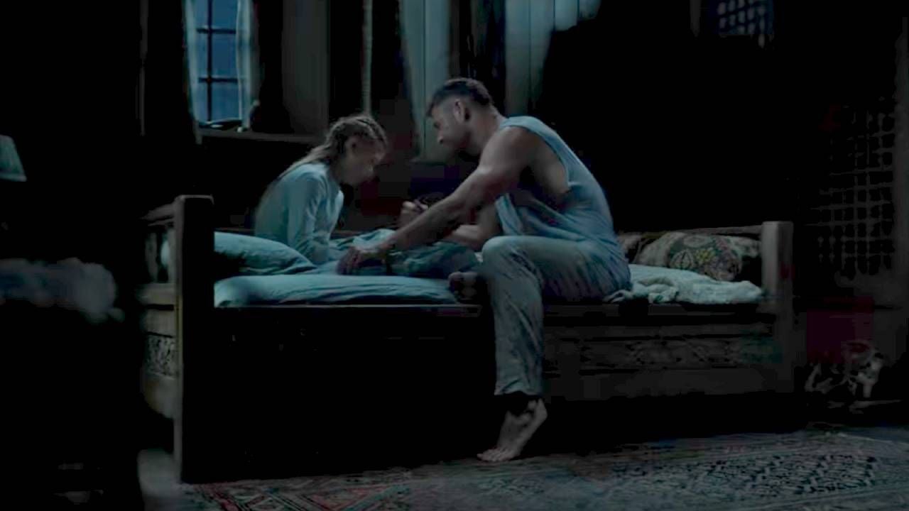 Chris Hemsworth e India Rose Hemsworth como Thor y Love en el adelanto de 'Vengadores: Doomsday'