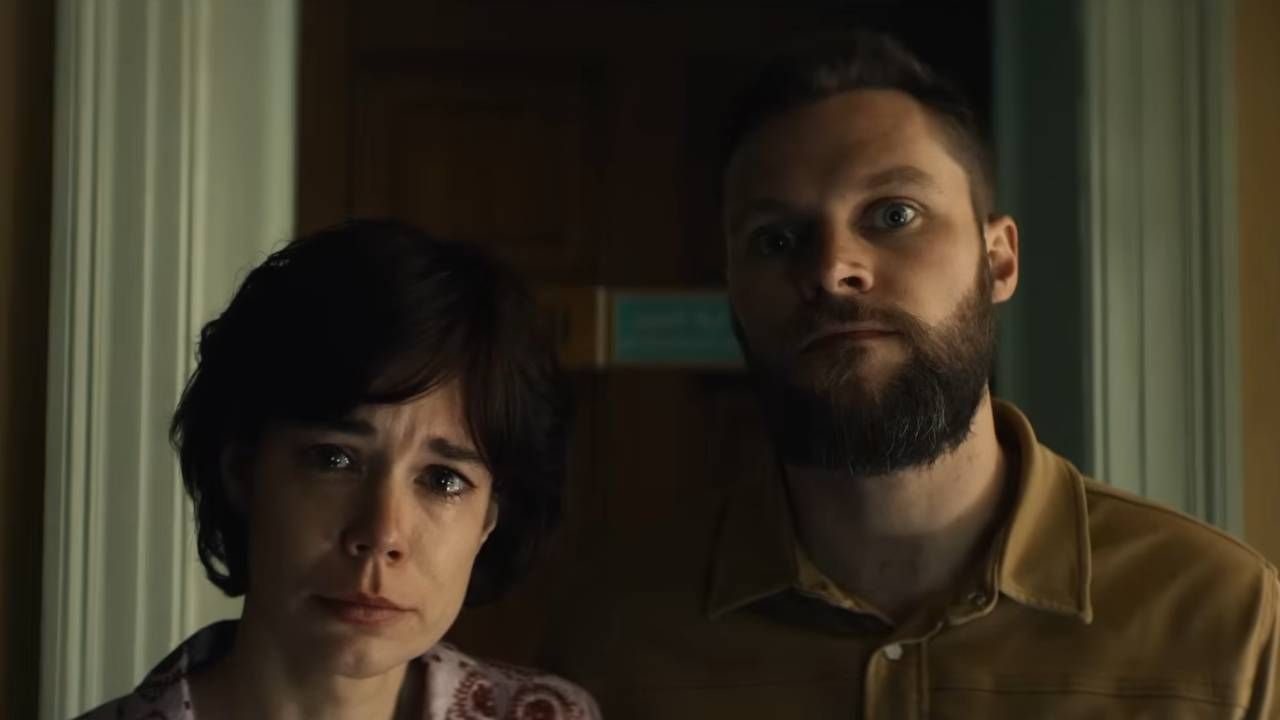 Laia Costa y Jack Reynor en 'La momia de Lee Cronin'