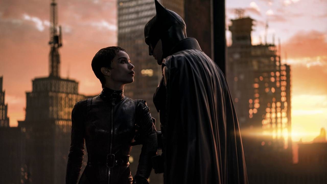 Zoë Kravitz como Selina Kyle/Catwoman y Robert Pattinson como Bruce Wayne/Batman en 'The Batman'
