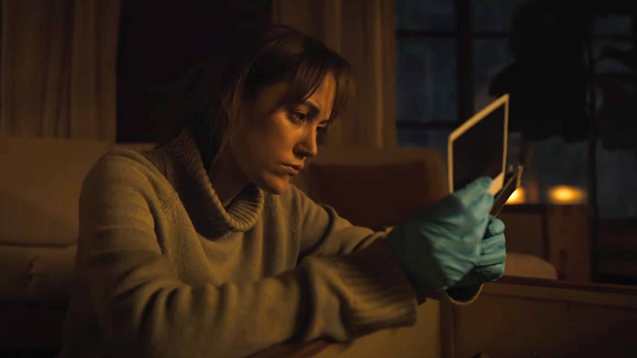 Maika Monroe como Lee Harker en 'Longlegs'