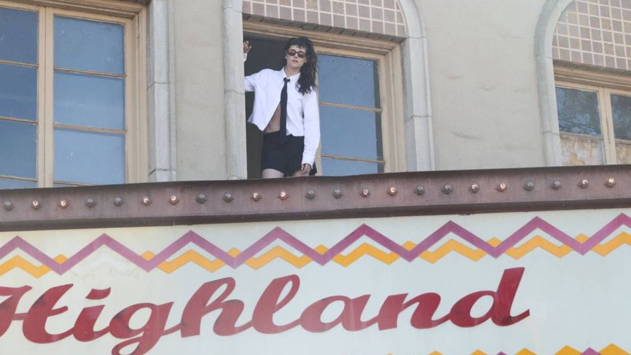 Kristen Stewart compra un cine de 100 años de antigüedad en Los Ángeles y lo salva del cierre permanente