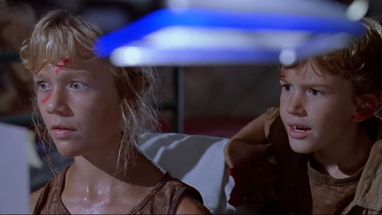 Todos odiamos al pequeño Tim en esta escena de ‘Jurassic Park’, pero el actor se explicó décadas después: “se cometieron errores, ¿vale?”