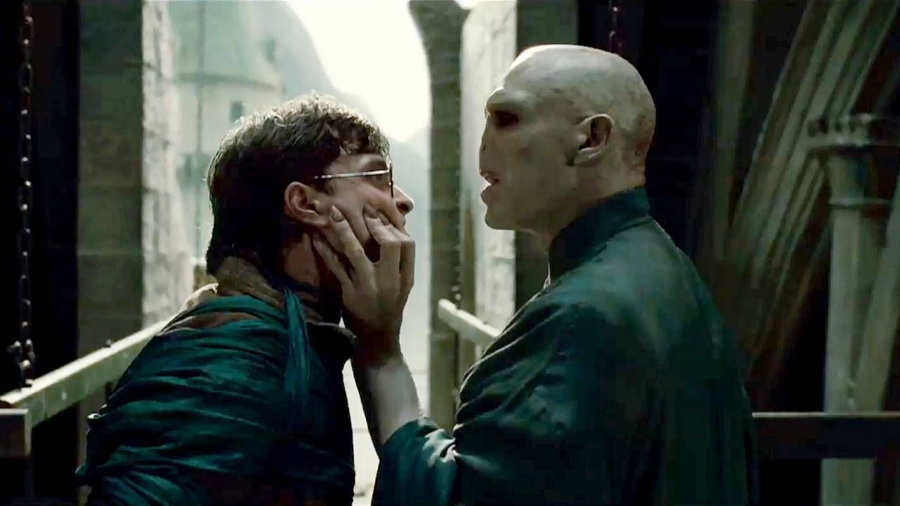 Daniel Radcliffe y Ralph Fiennes como Harry Potter y Voldemort en 'Las Reliquias de la Muerte: Parte 2'