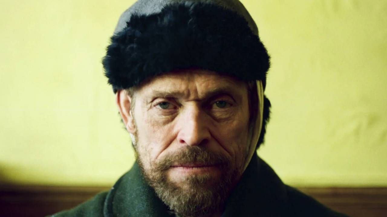 Willem Dafoe, actor de 71 años: "Nunca soy tan feliz como cuando lavo los platos, limpio el estiércol de los animales o haciendo tareas sencillas"