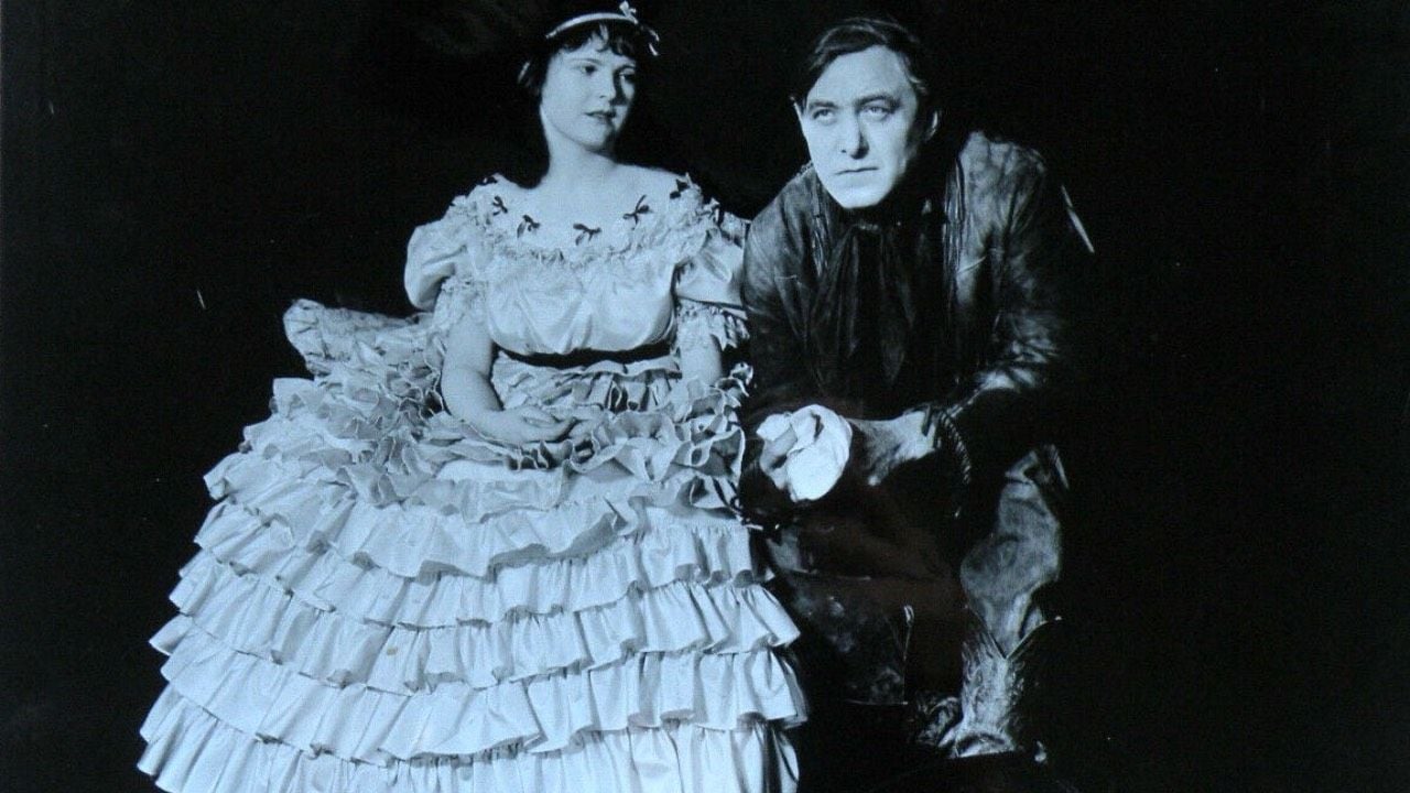 Imagen de 'The Scarlet Drop'