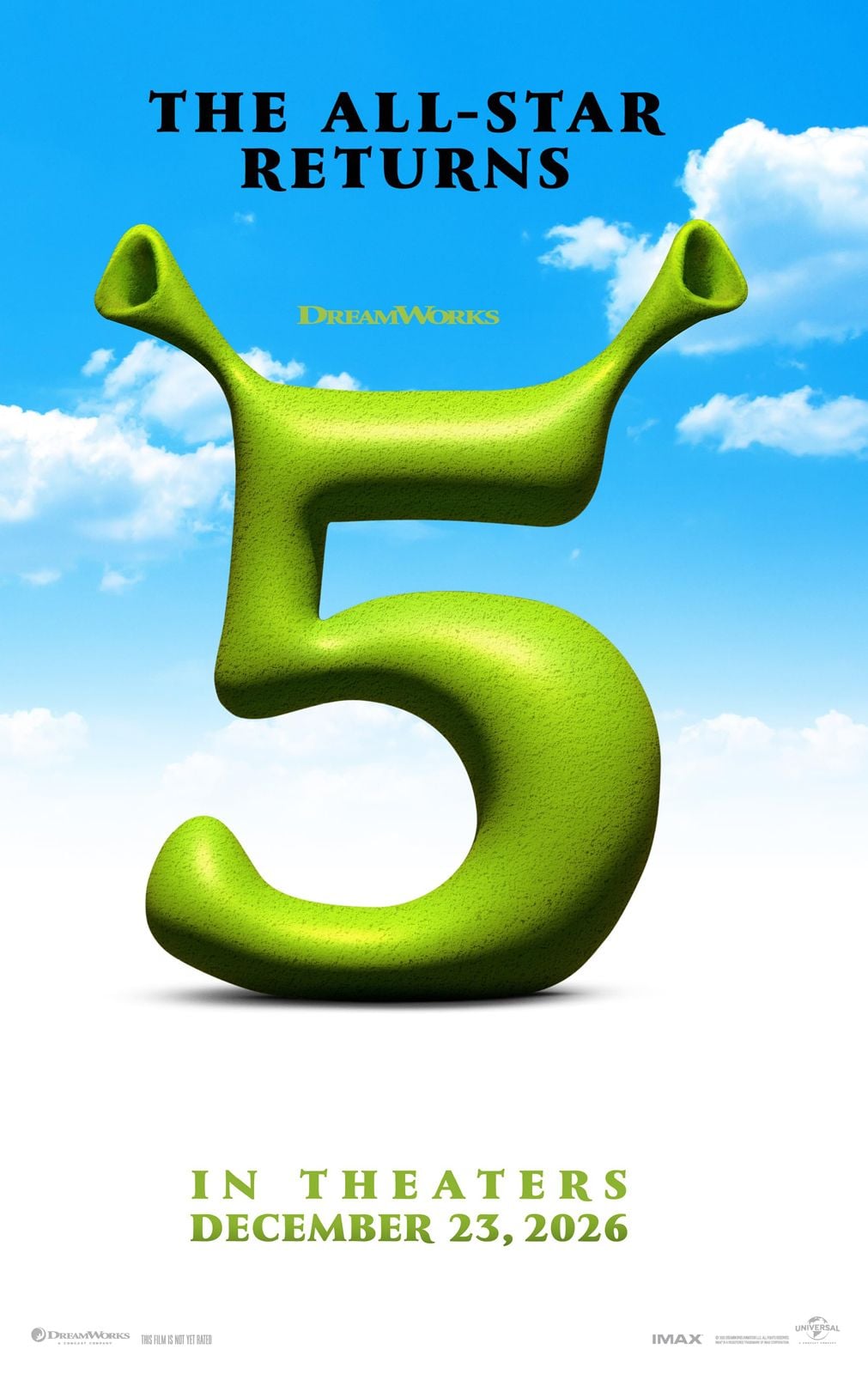 Cartel promocional de Shrek 5 con Shrek, Fiona y el Asno en un entorno fantástico