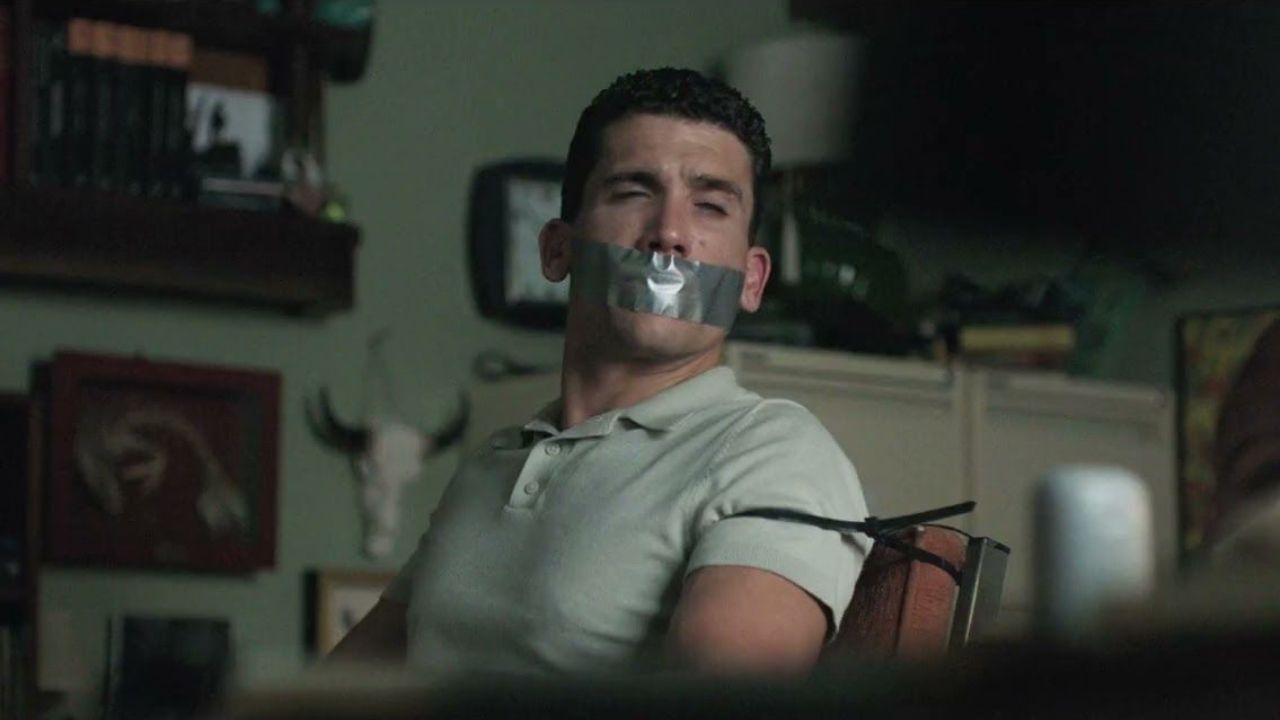 Jaime Lorente se queda atrapado en ‘La silla', el ‘thriller’ más claustrofóbico de 2026