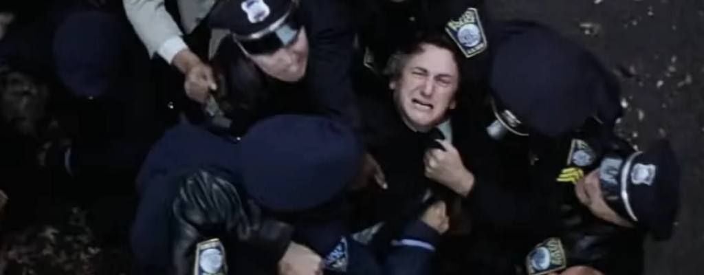 Clint Eastwood no necesitó violencia explícita para firmar una joya que te da un puñetazo en el estómago