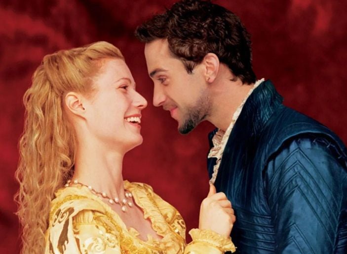 Gwyneth Paltrow y Joseph Fiennes en una escena de la película.