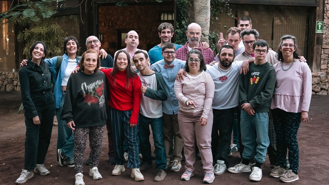 "Si al final no has pensado en quién tenía una discapacidad, ese es el verdadero éxito": 'Haciendo amigos', la gran comedia del verano