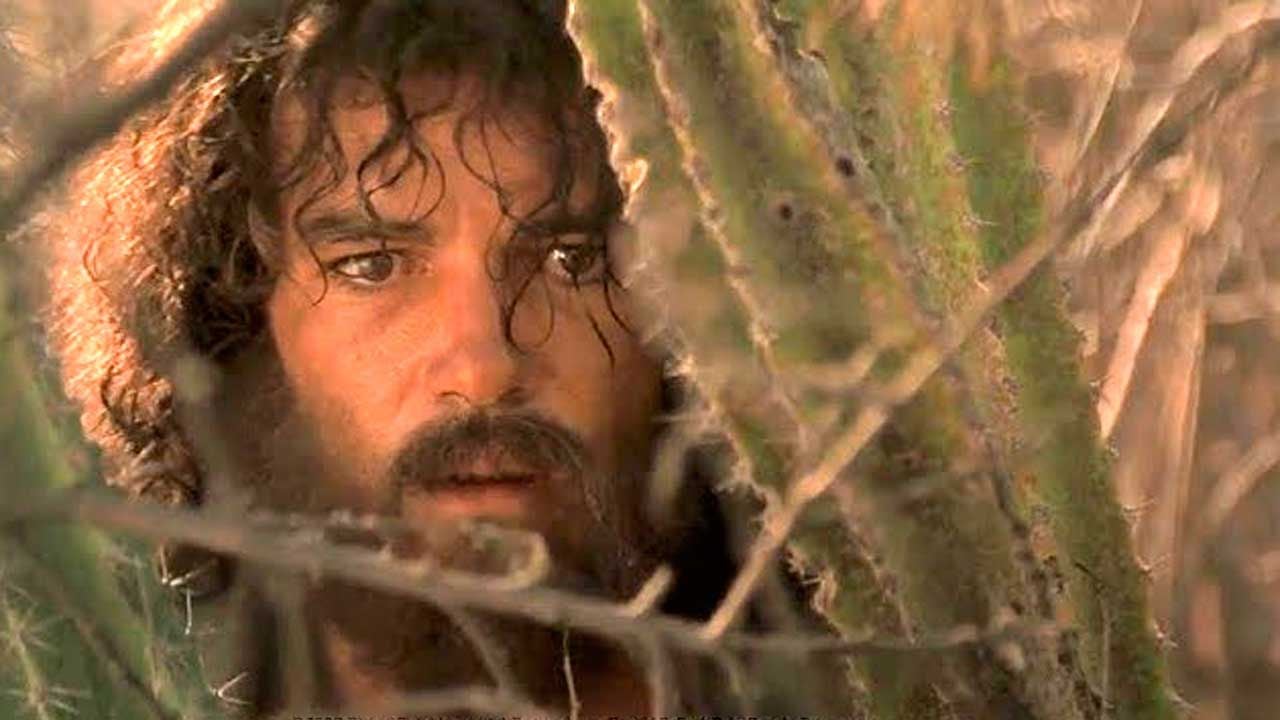 Steven Spielberg nunca ha hecho cine de superhéroes pero tuvo una breve experiencia gracias a esta película con Antonio Banderas